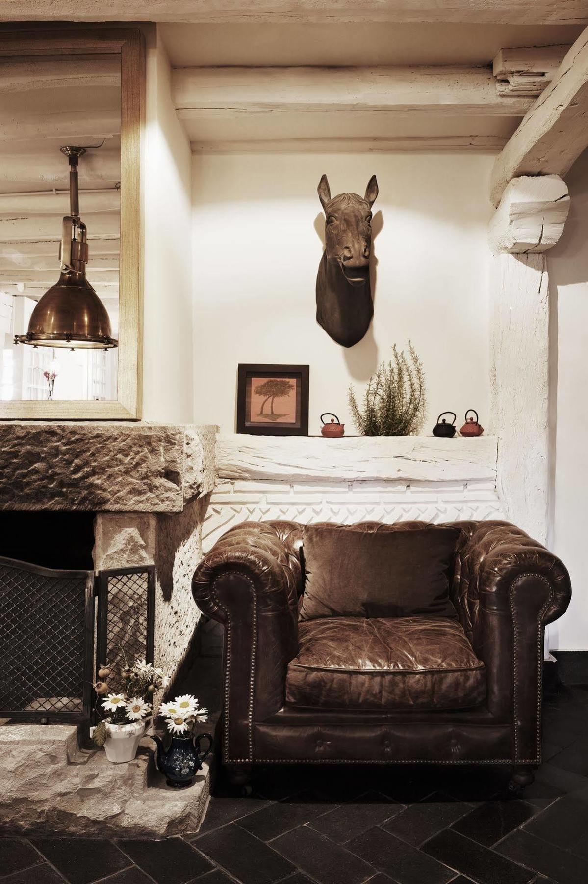 Hotel IRARAGORRI-ETXEA Galdakao Buitenkant foto