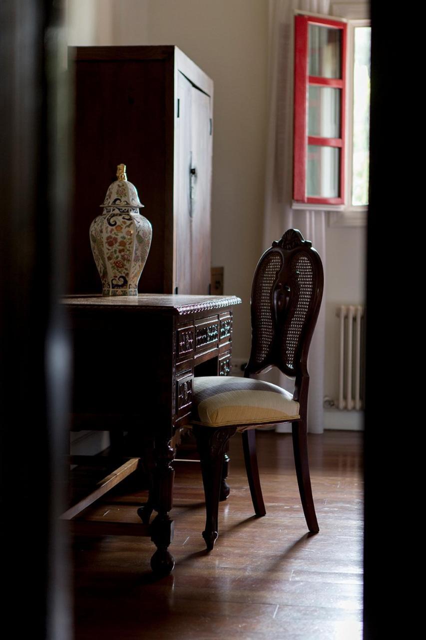 Hotel IRARAGORRI-ETXEA Galdakao Buitenkant foto